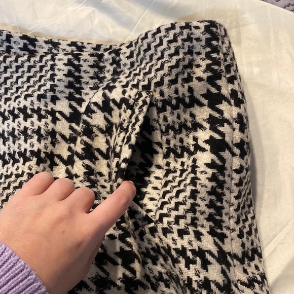 Eddie Bauer Black/White Plaid Wool Skirt Size 10 - Picture 5 of 6
